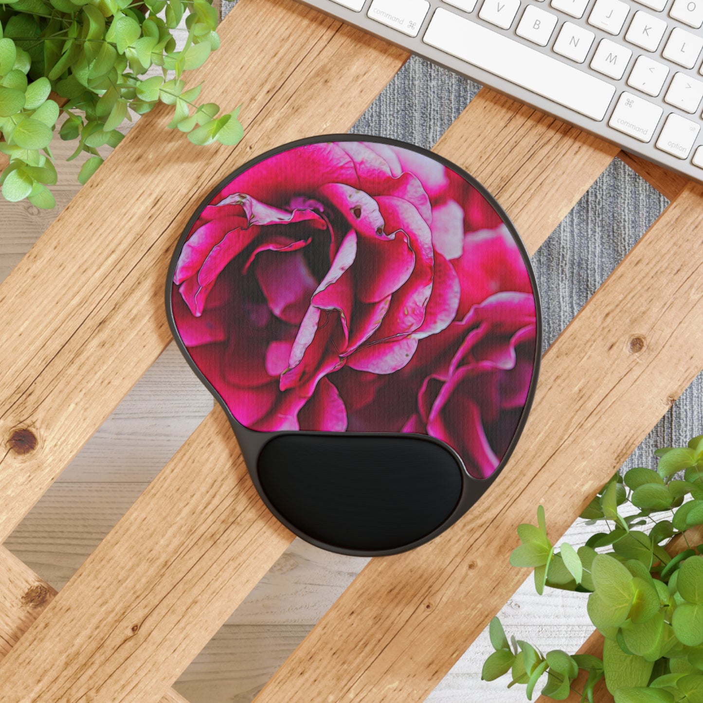 Dark Pink Flowers Mouse Pad With Wrist Rest