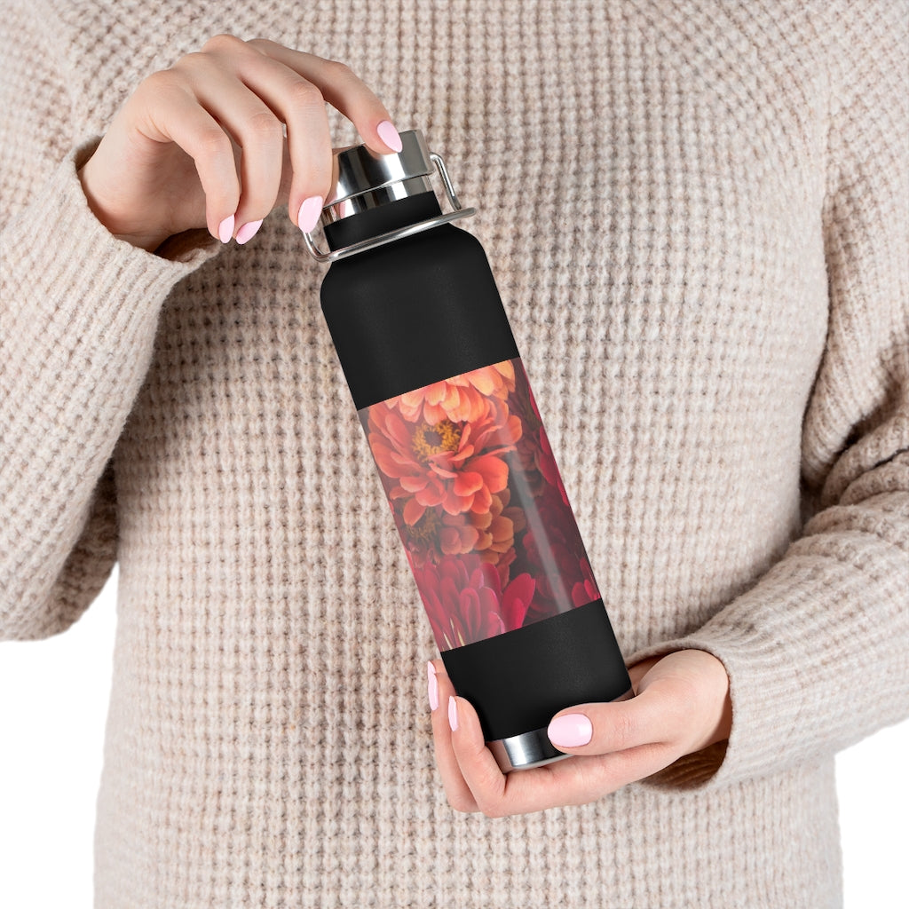 Peach and Pink Zinnias 22oz Vacuum Insulated Bottle