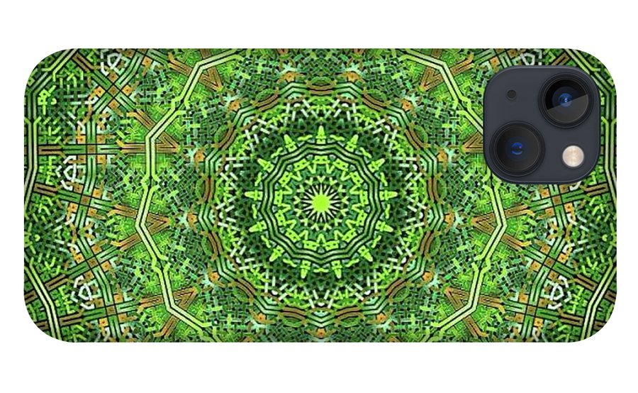 Green Celtic Knot Circle Kaleidoscope - Phone Case