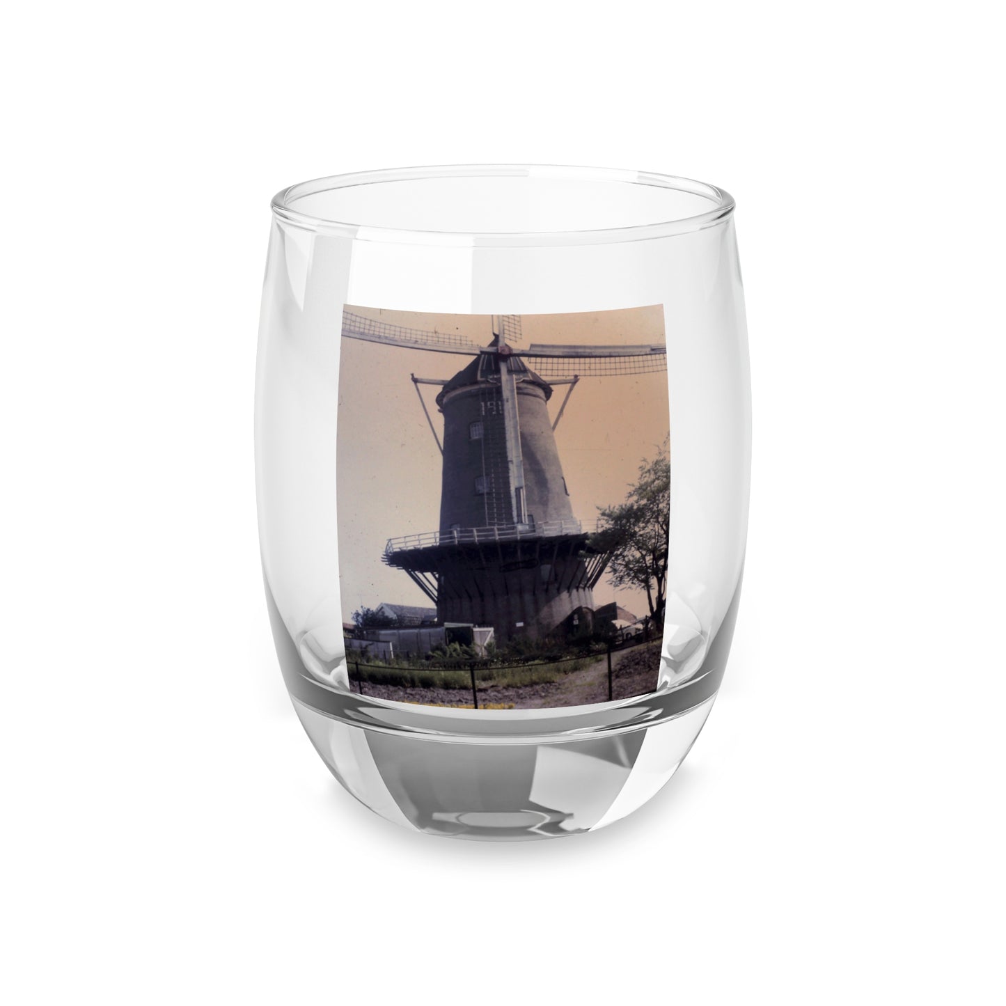 Europe 1967 No 9 Whiskey Glass