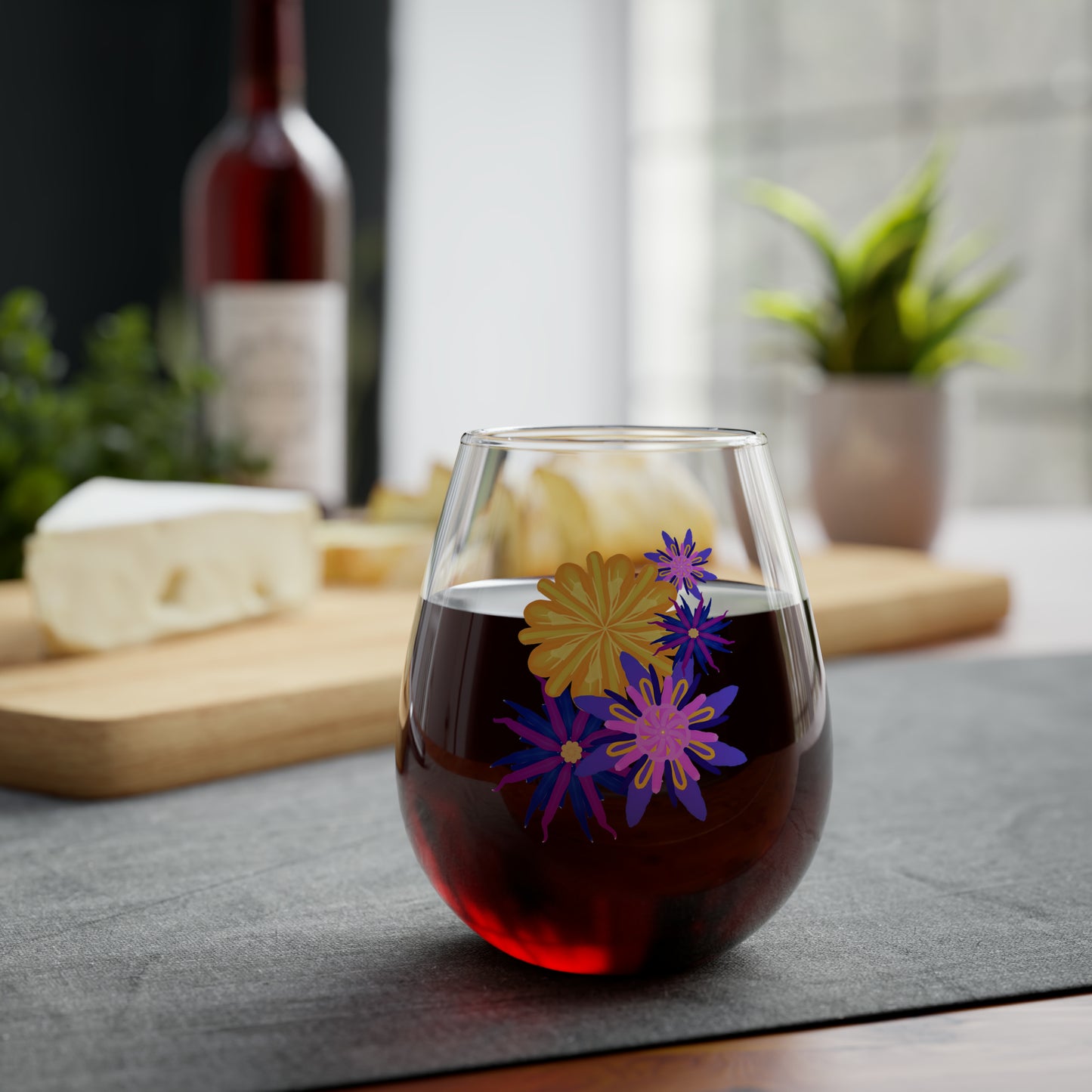 Fanciful Flowers Stemless Wine Glass, 11.75oz