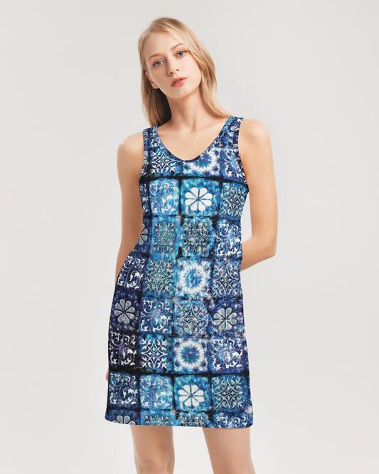 Blue Ice Crystals Motif Women's All-Over PrintRib Knit V Neck Mini Dress