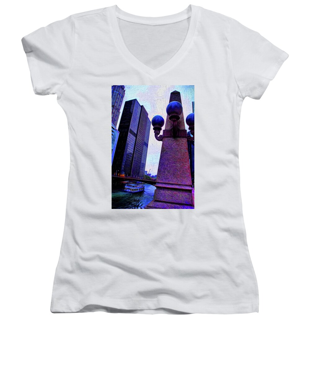 Chicago River Lamp - Women's V-Neck