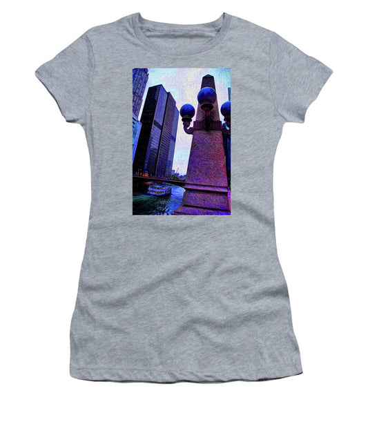 Chicago River Lamp - Women's T-Shirt