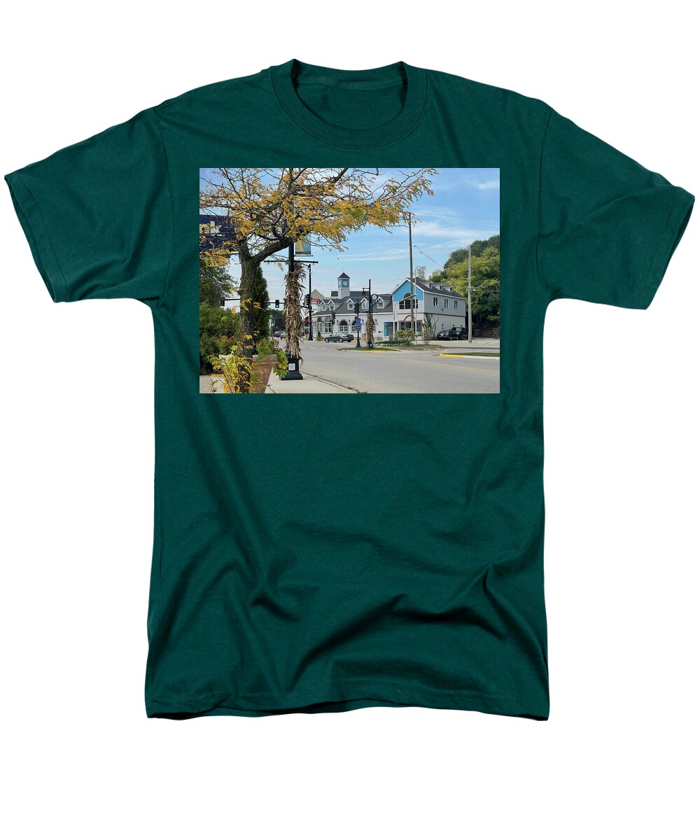 Downtown Fox Lake - Men's T-Shirt  (Regular Fit)