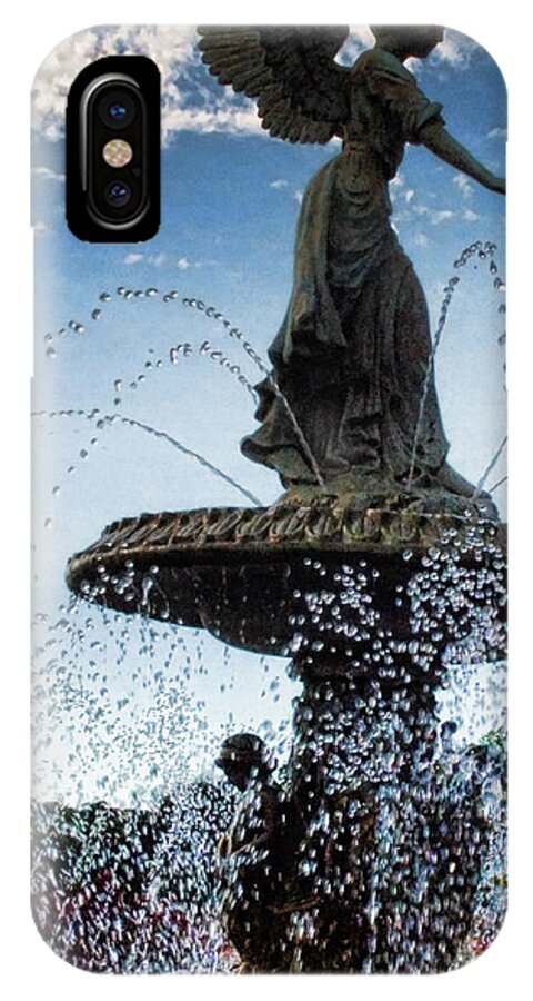 Lake Geneva Angel Fountain - Phone Case