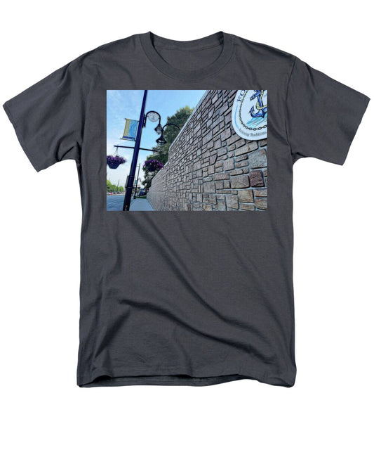 Local Lamp Fox Lake - Men's T-Shirt  (Regular Fit)