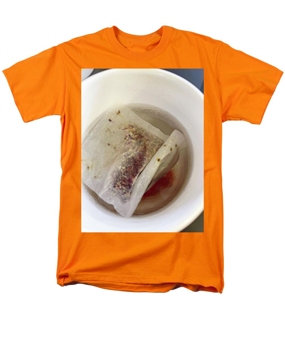 Raspberry Tea - Men's T-Shirt  (Regular Fit)