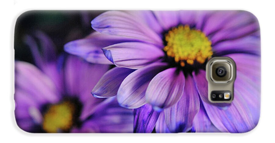 Raw Flowers 18 - Phone Case