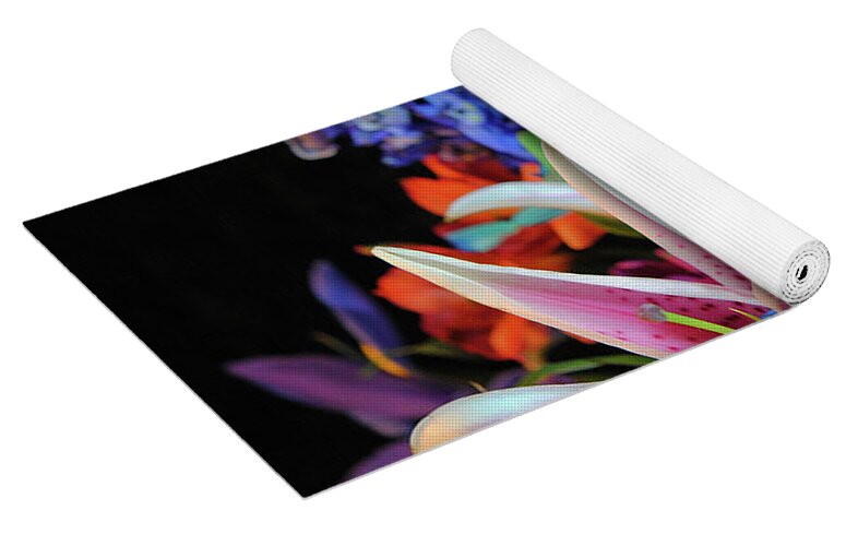 Raw Flowers 21 - Yoga Mat