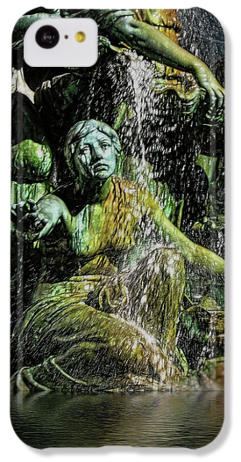 Woman in The Fountain Chicago - Phone Case