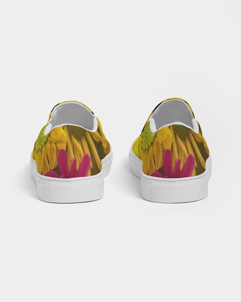 Bright Spring Daisies Women's Slip-On Canvas Shoe