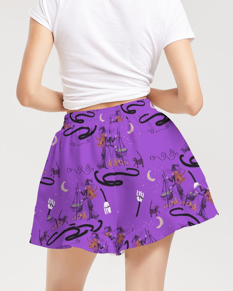 Witch Cat Cauldron Pattern Women's Ruffle Shorts