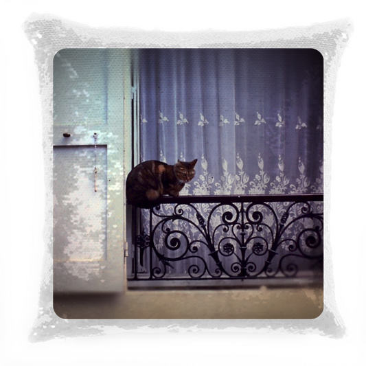 Cuscino Pailettes Vintage Cat on a Paris Balcony Sequin Pillow