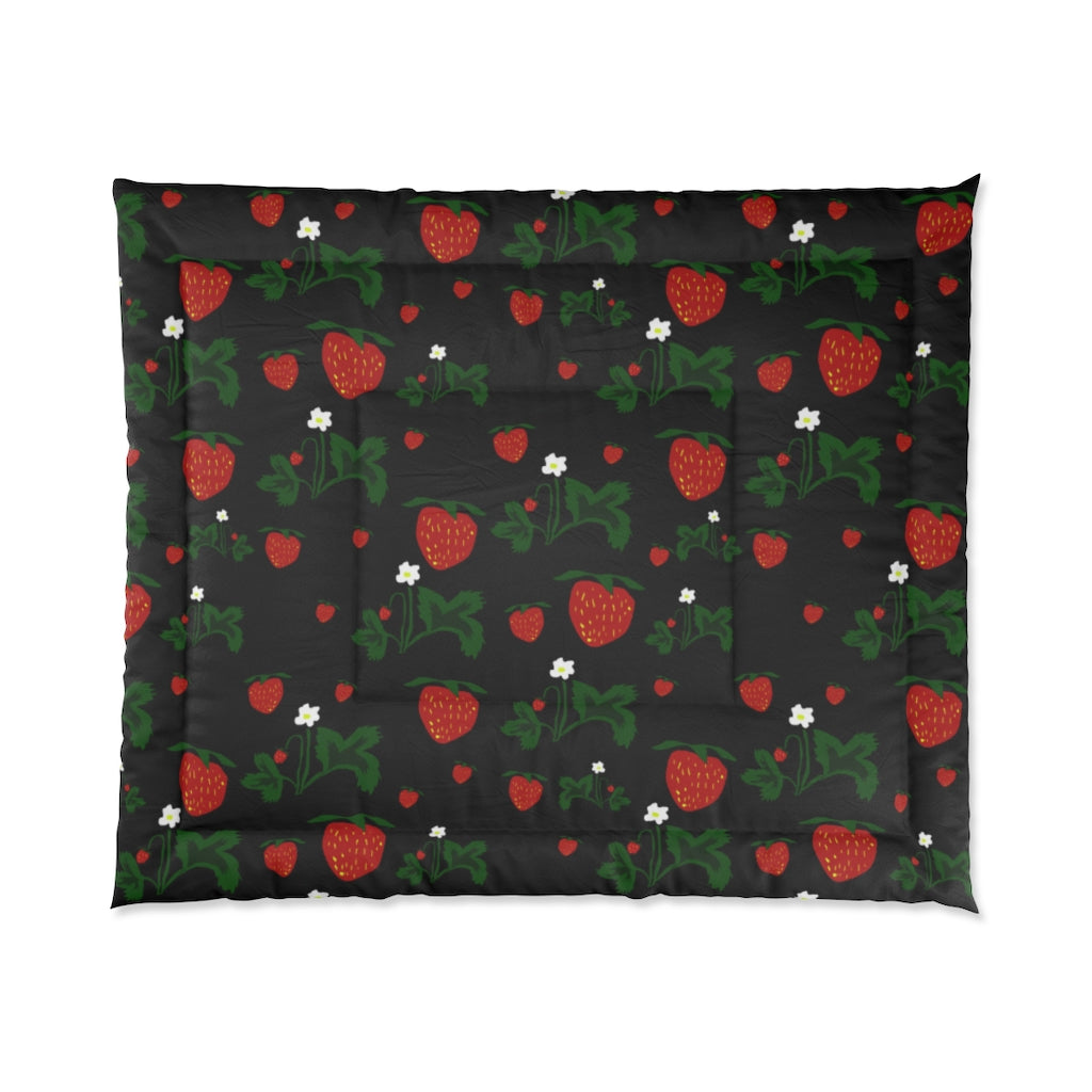 Wild Strawberries Pattern Comforter