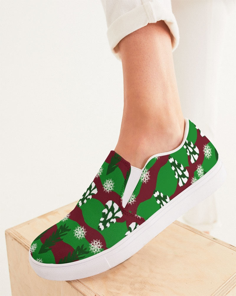 Snowy Evergreen Pattern Women's Slip-On Canvas Shoe