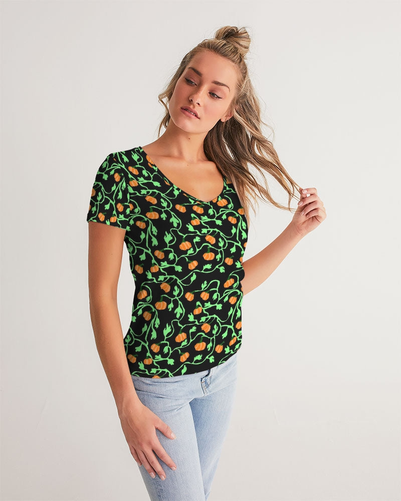 Pumpkin and Vines Patttern Women's V-Neck Tee