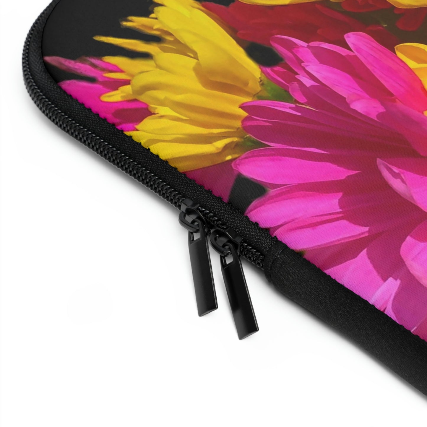 Bright Daisy Bouquet Laptop Sleeve