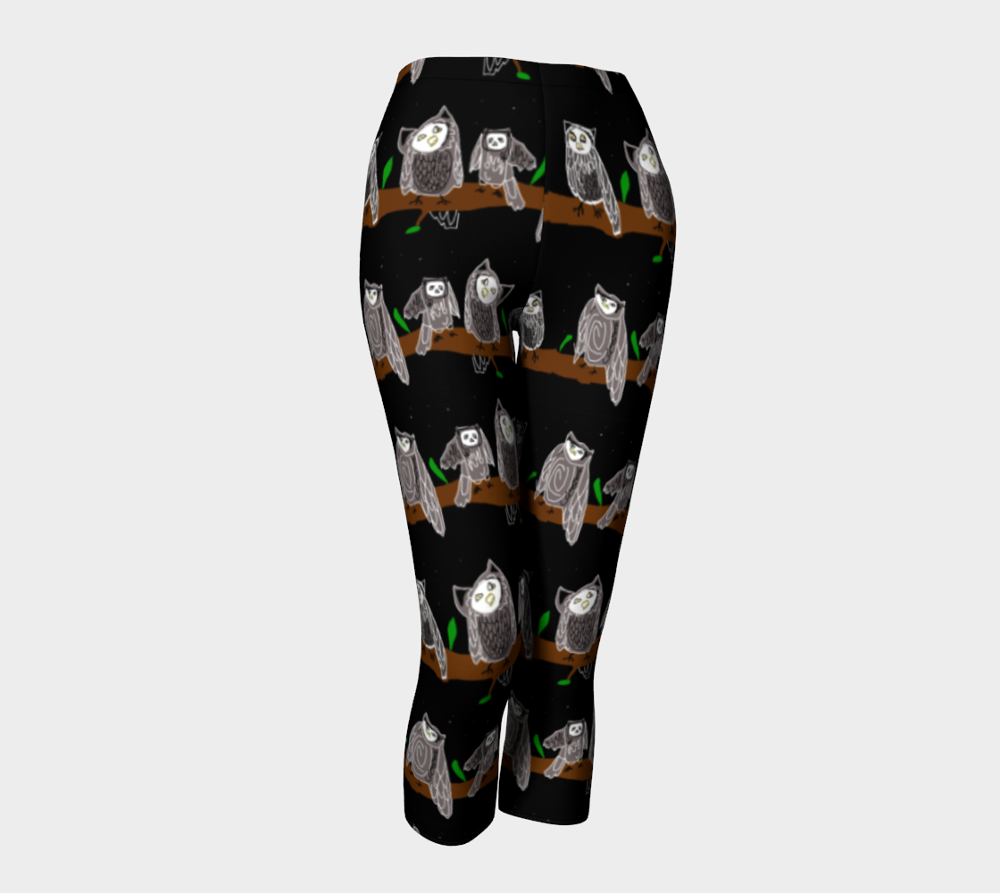 Cute Owls Pattern Capris