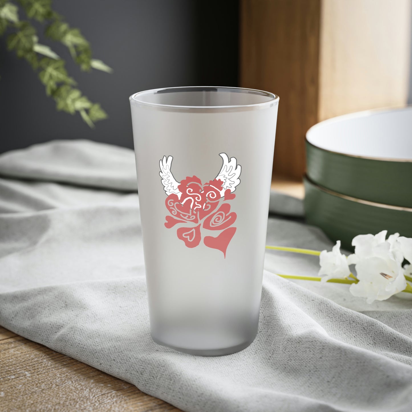 Hearts and Wings Frosted Pint Glass, 16oz