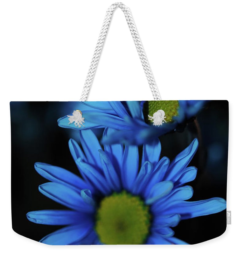 Blue Daisy Vertical - Weekender Tote Bag