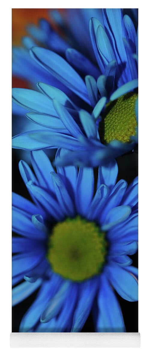 Blue Daisy Vertical - Yoga Mat