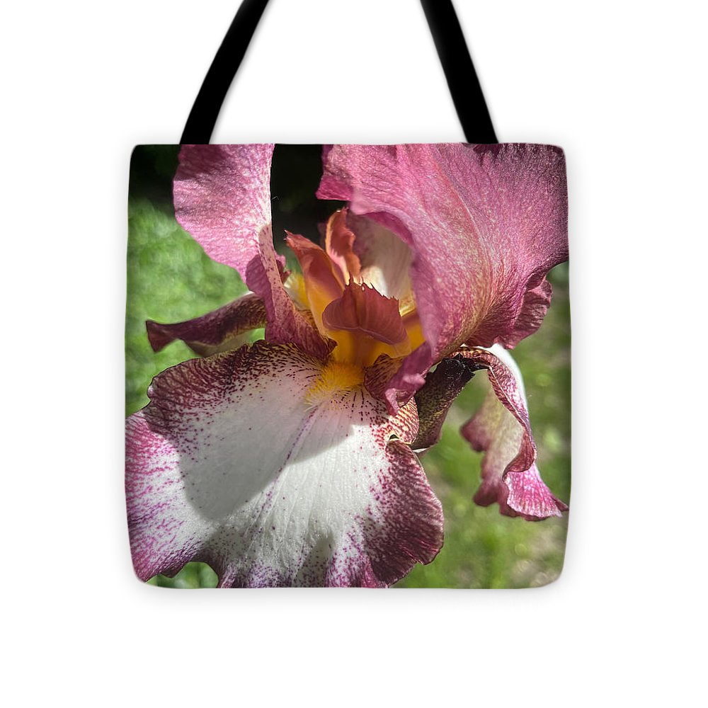 Burgundy iris - Tote Bag