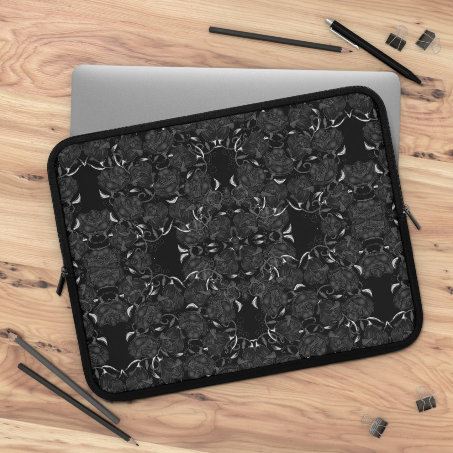 Black Roses Pattern Laptop Sleeve