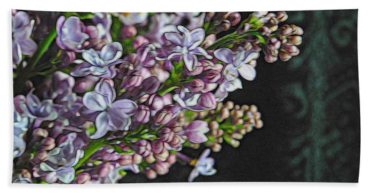 Light Lavender Lilacs - Bath Towel