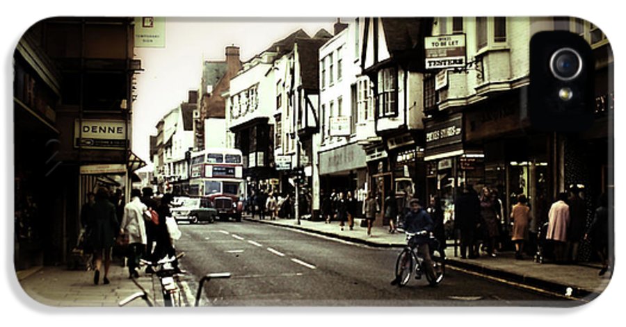 London Street With Bicycles - Phone Case