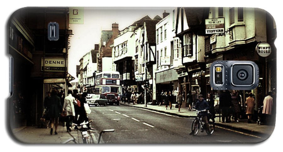 London Street With Bicycles - Phone Case