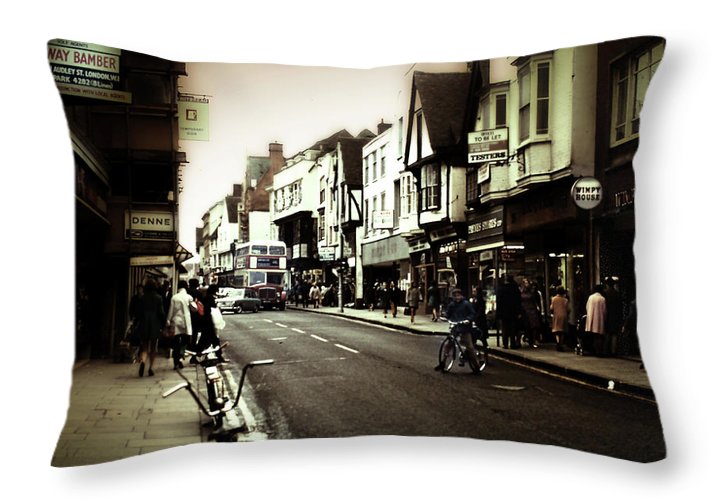 London Street With Bicycles - Throw Pillow