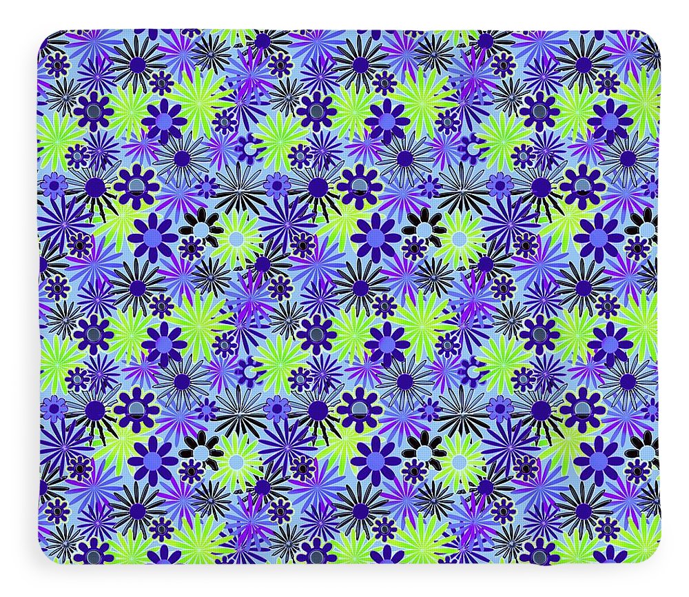 Purple and Green Daisies Variation 4 - Blanket