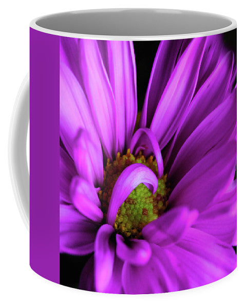 Purple Daisy Curlin - Mug