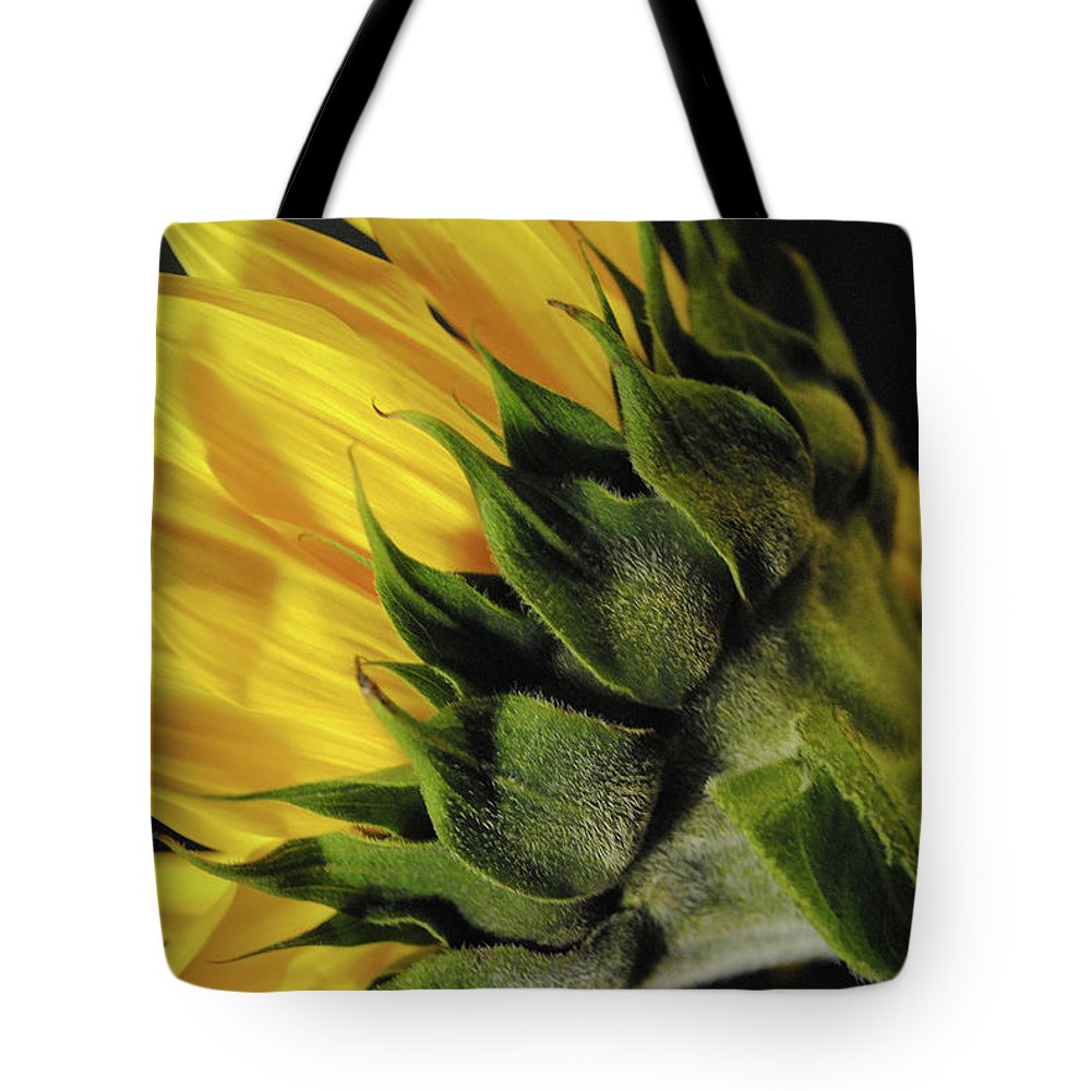 Raw Flowers 14 - Tote Bag