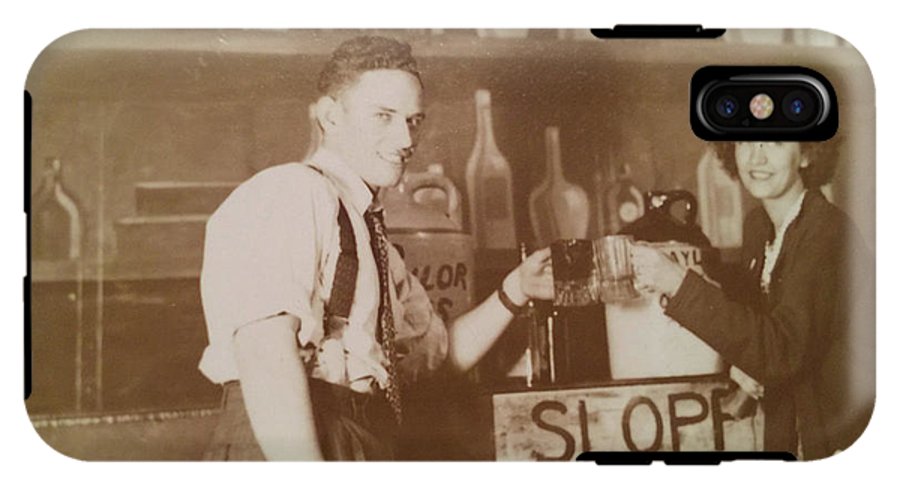 Ray and Shirl At A Bar - Phone Case