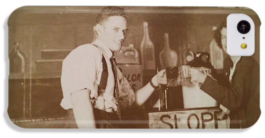 Ray and Shirl At A Bar - Phone Case