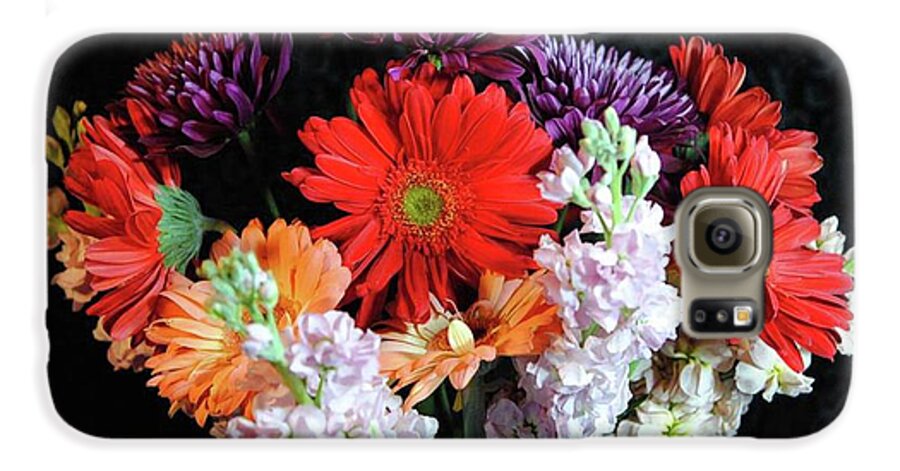 Red Daisy Bouquet - Phone Case