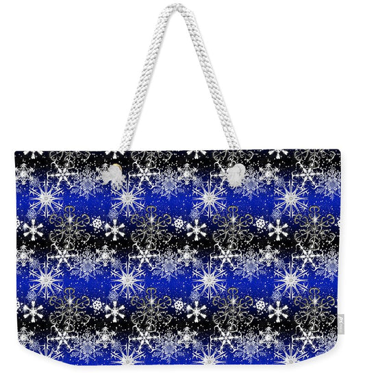 Snowflakes At Night - Weekender Tote Bag